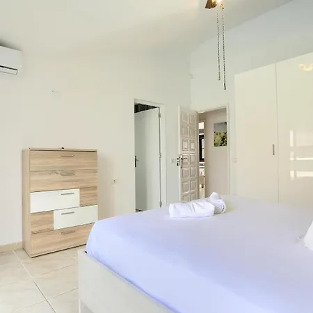 Villa Amarilla Golf San Miguel de Abona