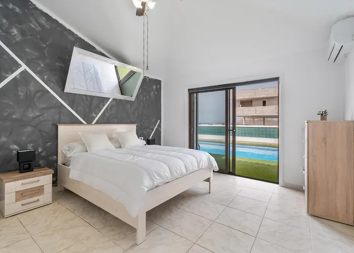 Amarilla Golf Villa